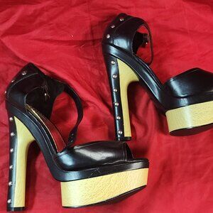 BEBE 8.5 Wood Platform with Black uppers and studs on heels
